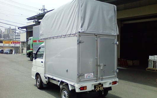 トラック